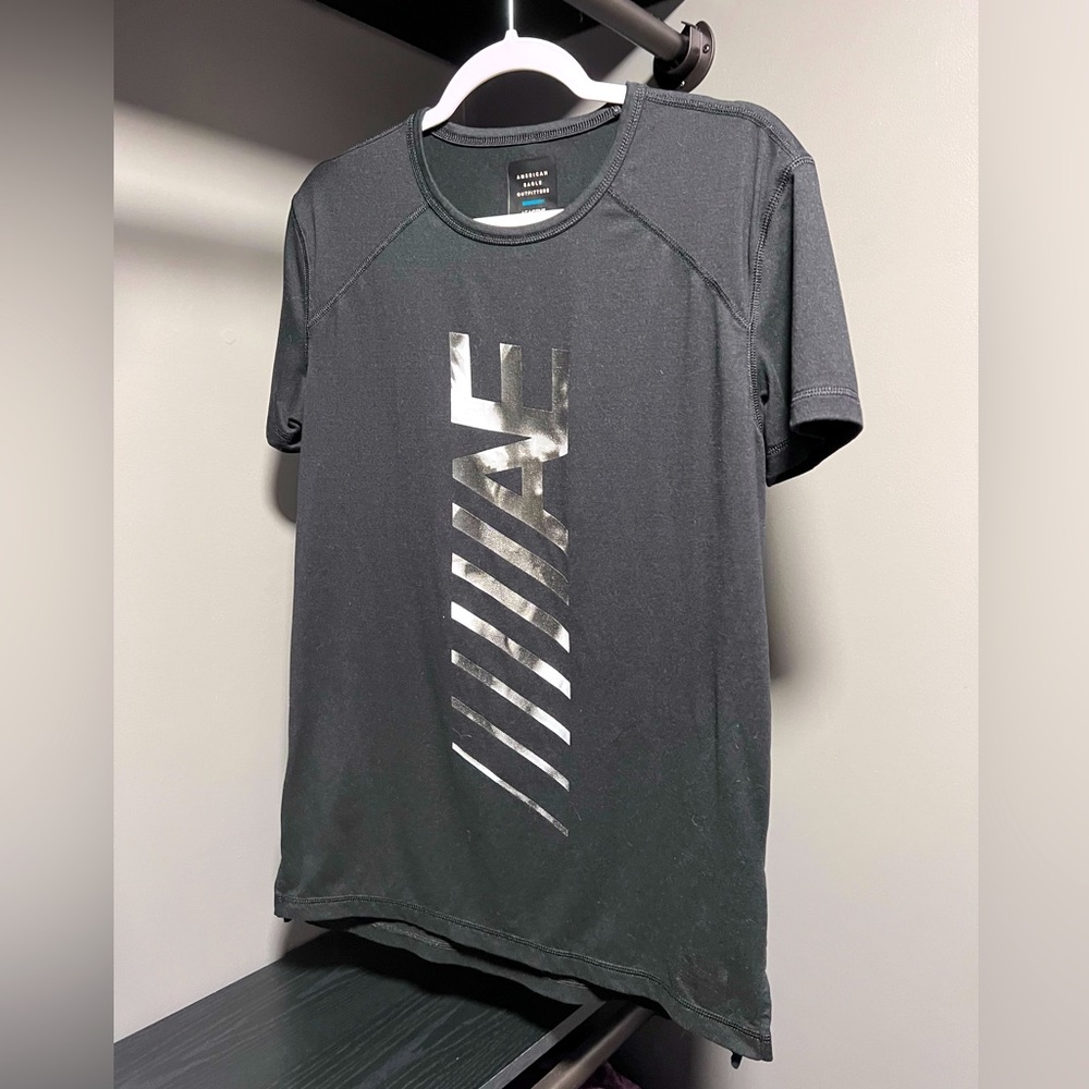 American Eagle Active Flex T-Shirt
